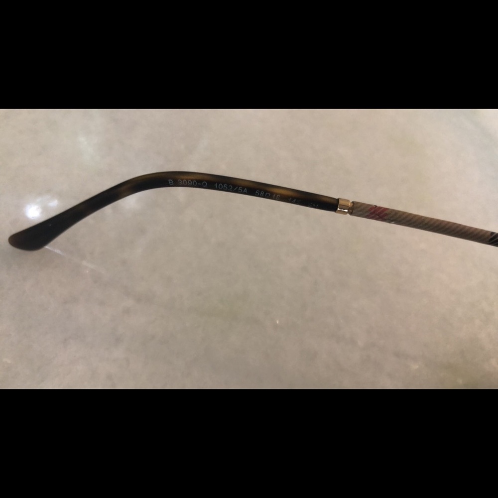 Burberry 3090Q Sunglasses - Picture 4 of 8